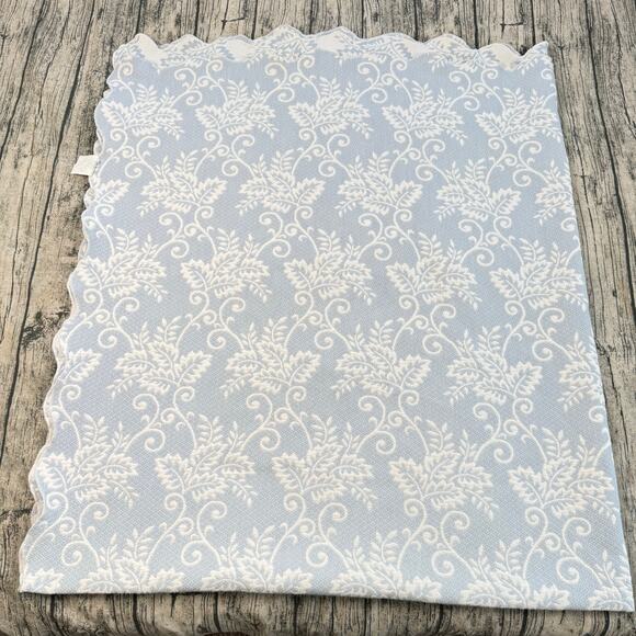 Vintage Martha Stewart Matelassé Coverlet Blanket Full Reversible Blue White - Picture 9 of 10